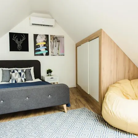 V10 Apartment Pécs Extérieur photo